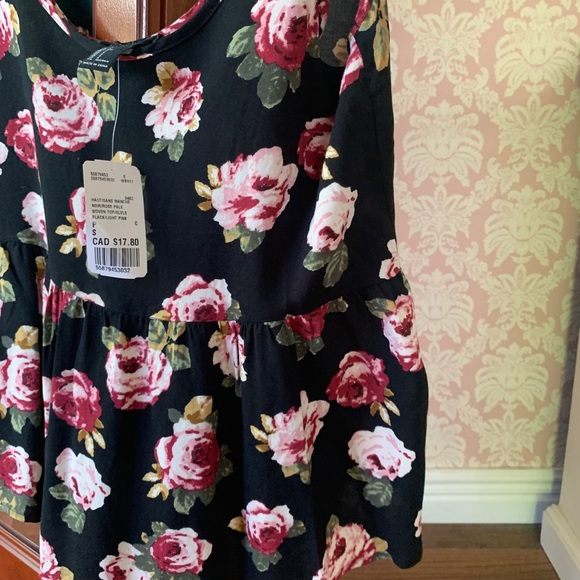 Forever 21 floral tank - Picture 6 of 7